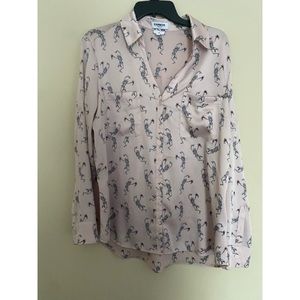 Express BUTTON UP SKELETONS W WINE